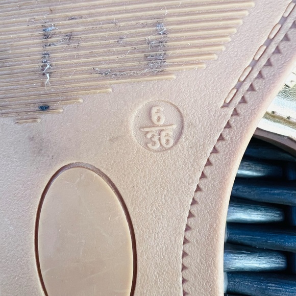 LuLus Gold Sandals - Picture 9 of 10